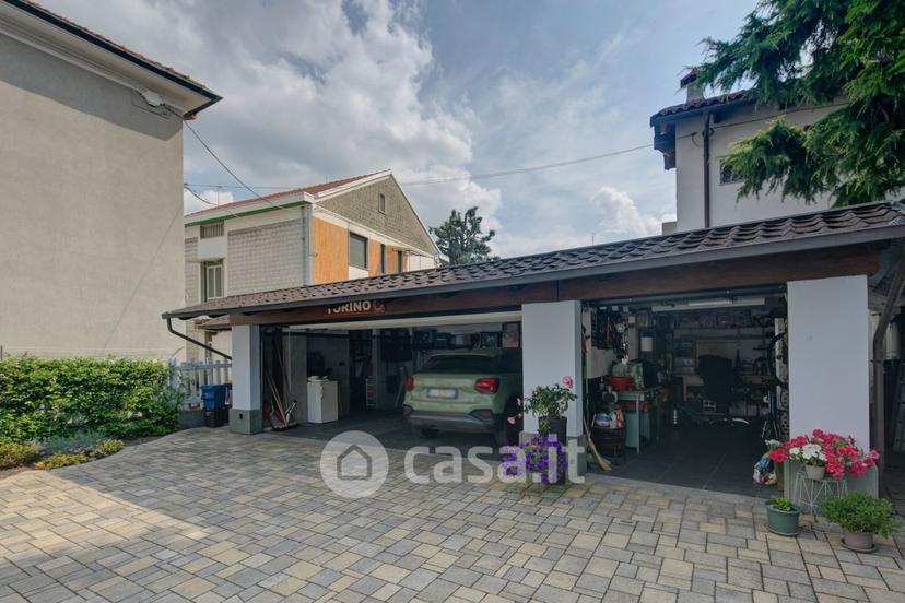 Villa in Via Massimo d'Azeglio 9 — foto 19 di 41