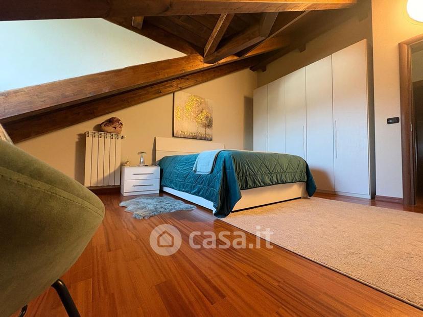 Villa in Viale Europa — foto 17 di 64