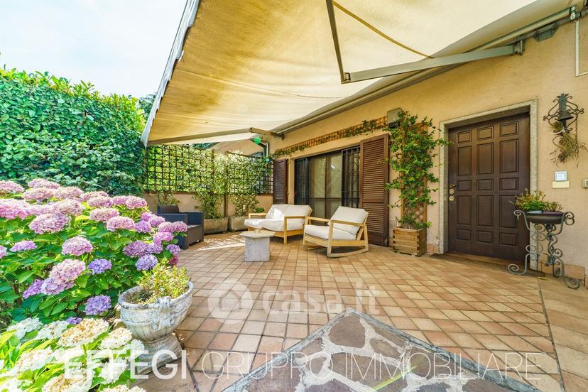 Villa in Via Galileo Galilei 2 — foto 15 di 39