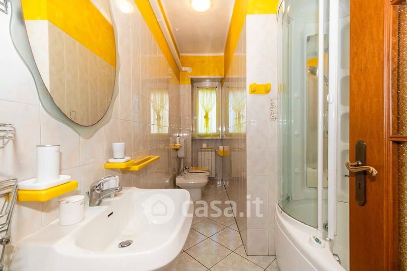 Trilocale in Via Giovanni Francesco Napione — foto 19 di 30