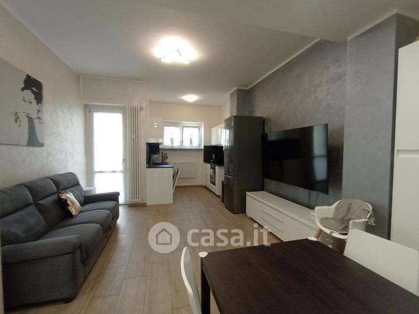 Trilocale in Via Barletta 98 — foto 14 di 74