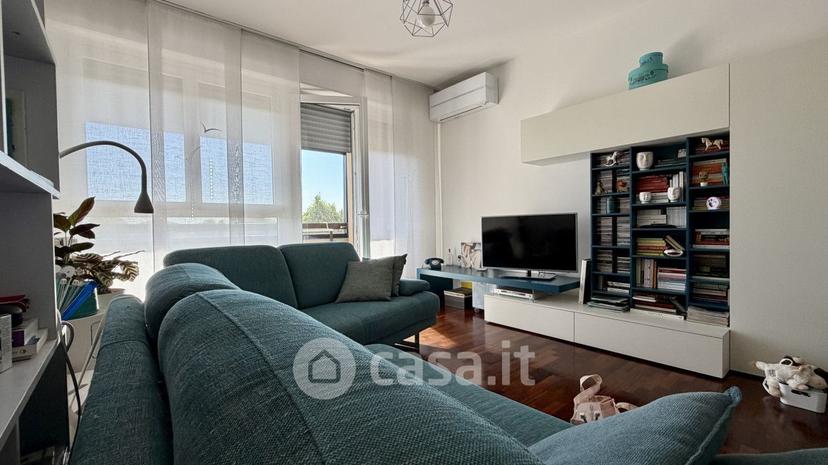 Trilocale in Via Sandro Pertini 4 — foto 6 di 20