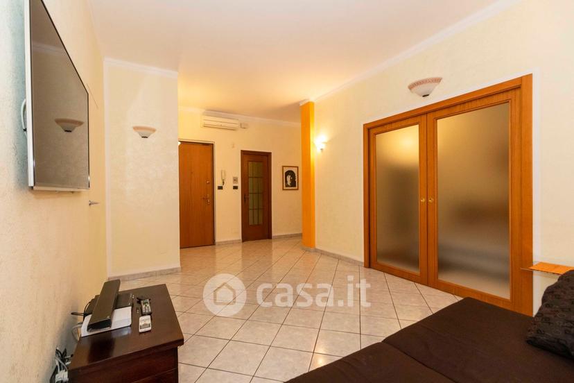 Trilocale in Via Giovanni Francesco Napione — foto 28 di 30