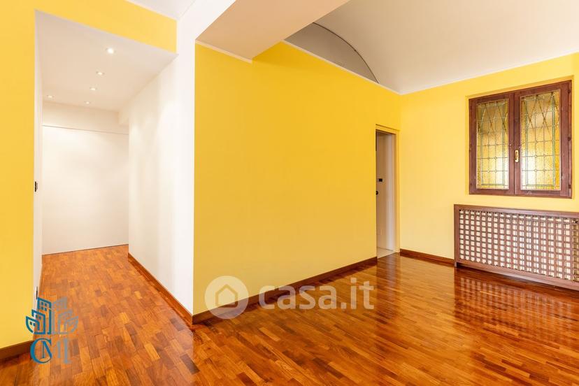 Quadrilocale in Via San Quintino 17 — foto 32 di 39