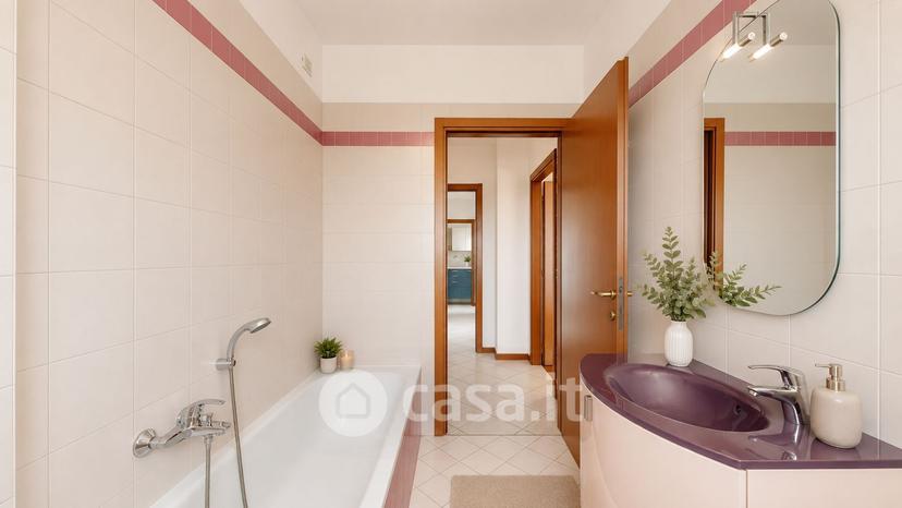 Trilocale in Via Caboto 4 — foto 7 di 67