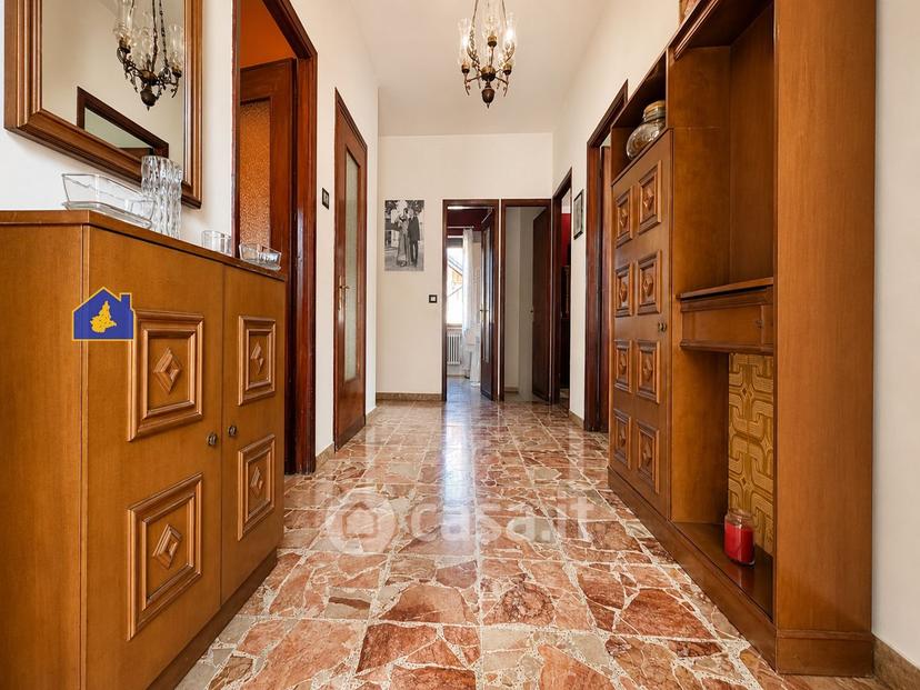 Villa in Via Cadore — foto 32 di 37