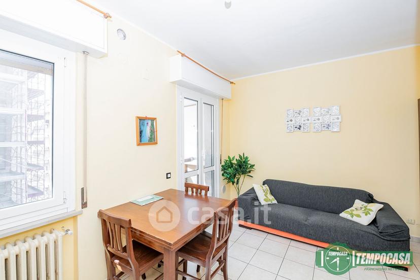 Bilocale in Via dei Pini 11 — foto 19 di 23