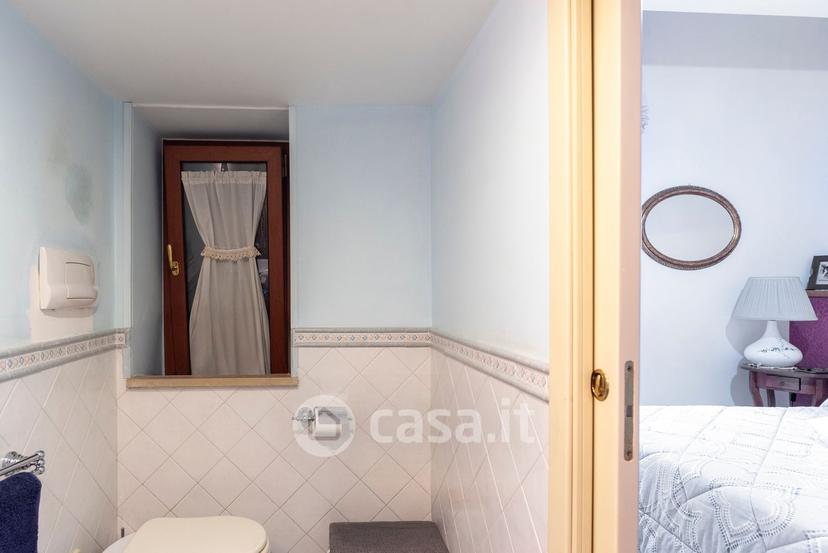 Quadrilocale in Via Giordano Luca — foto 21 di 32