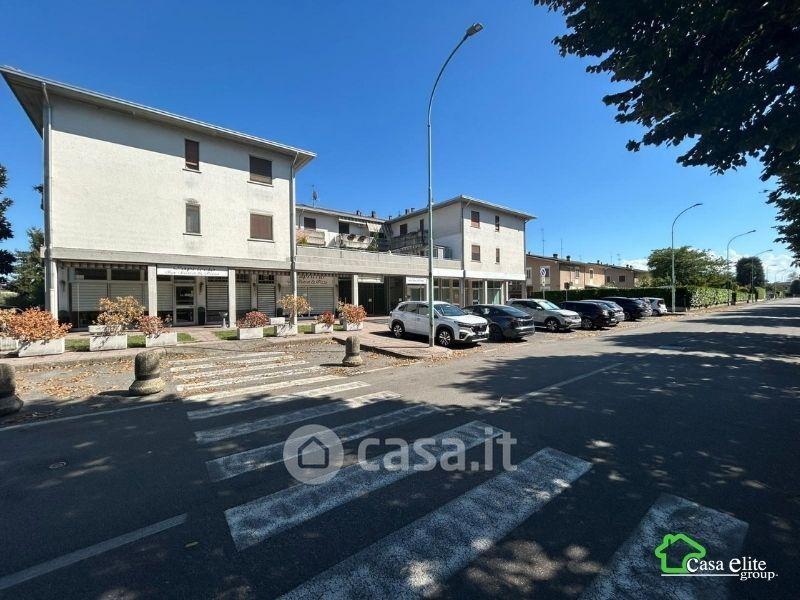 Trilocale in Via V. Monti 2 — foto 7 di 24