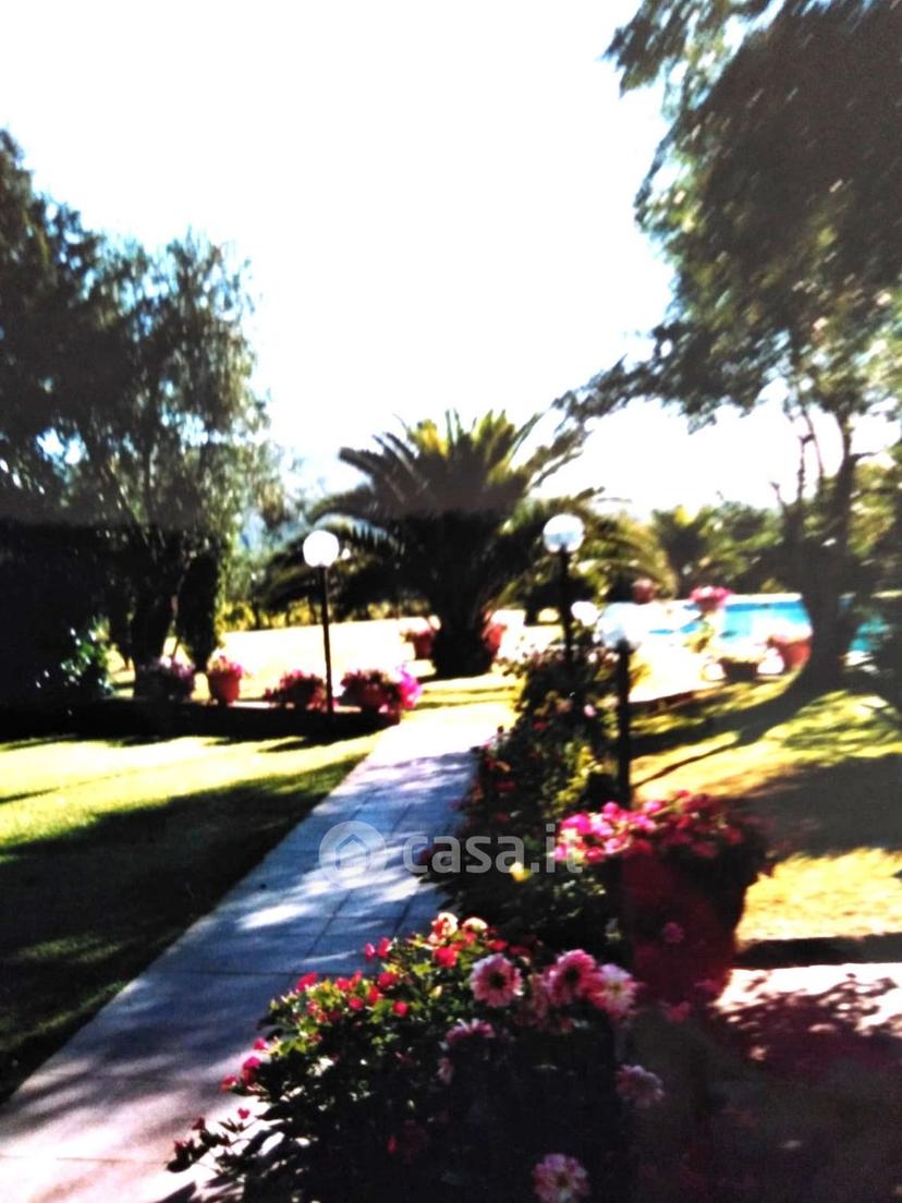 Villa in Strada della Campana — foto 5 di 16
