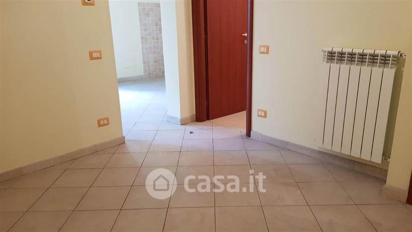 Trilocale in Via Cossignano — foto 5 di 15