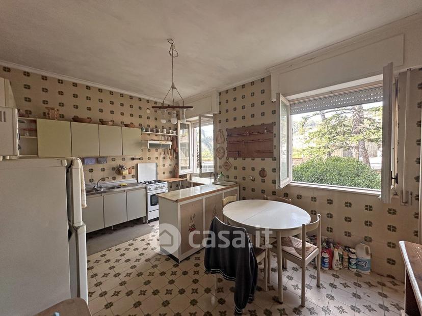 Quadrilocale in Via Camaldolilli — foto 22 di 28