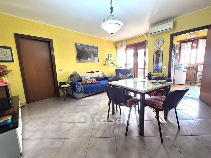 Trilocale in Via Giuseppe Garibaldi 31 — foto 23 di 35