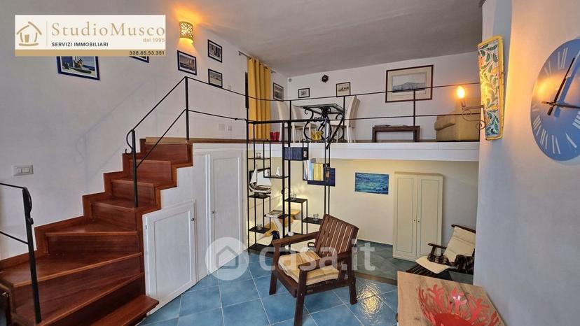 Loft in Via Marina Grande — foto 16 di 21