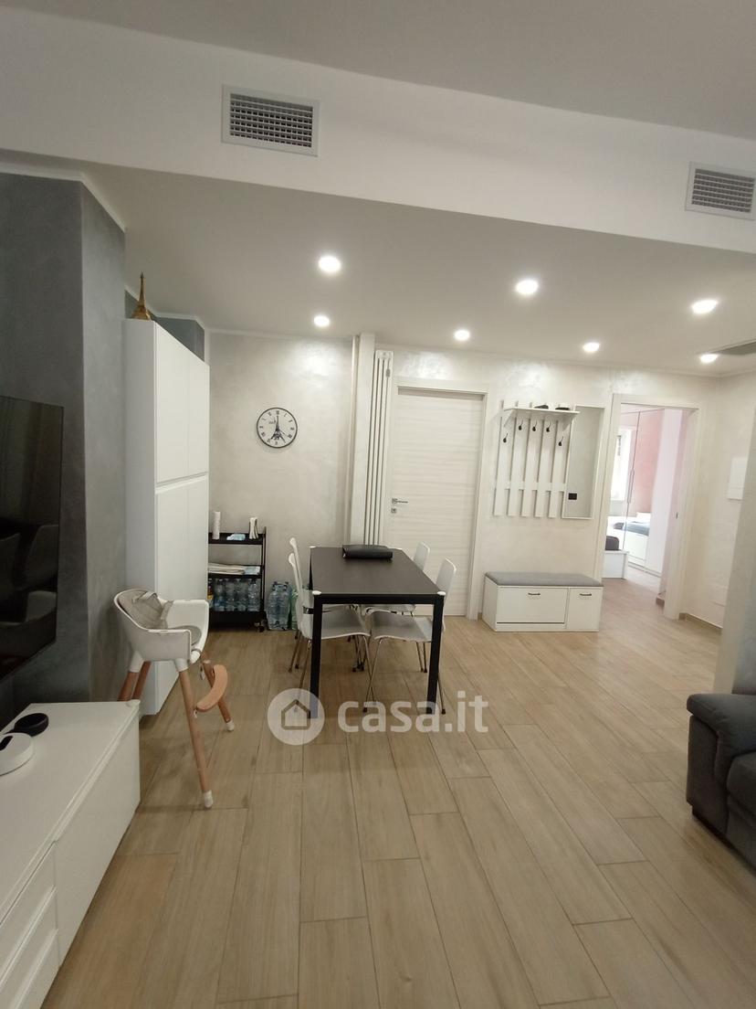 Trilocale in Via Barletta 98 — foto 33 di 74