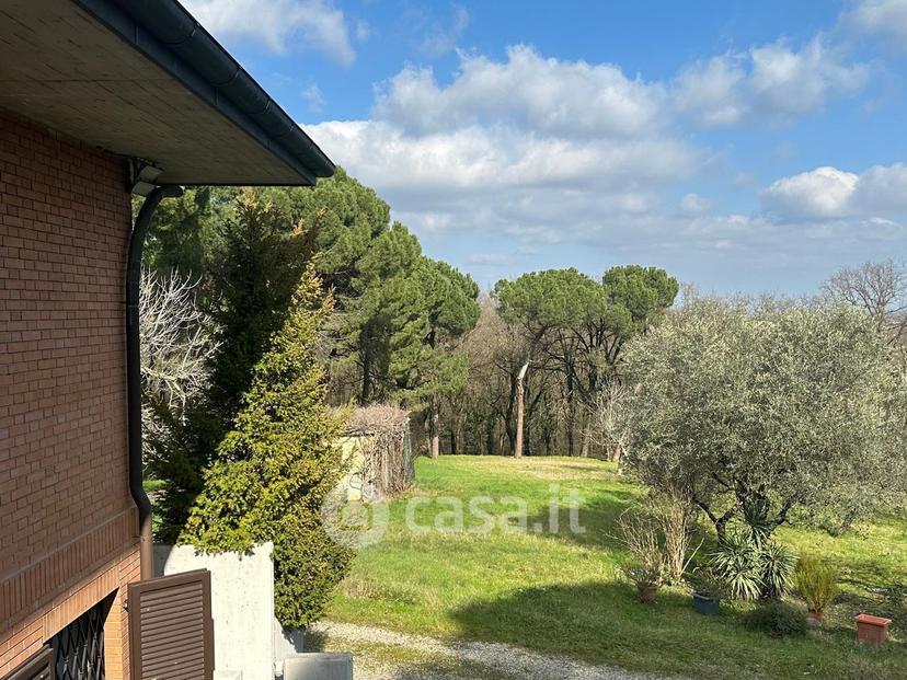 Villa in Via Martiri di Pizzocalvo — foto 17 di 28