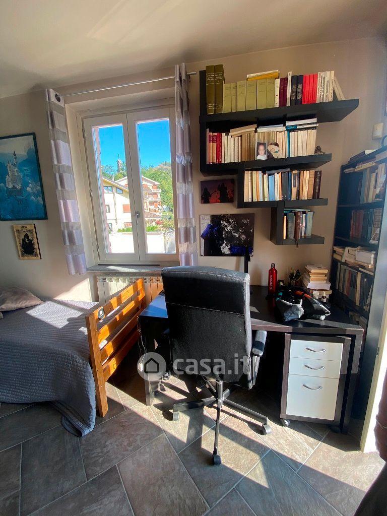 Villa in Piazza Libertà 5 — foto 8 di 34