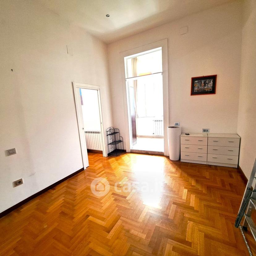 Trilocale in Via Aniello Falcone 46 — foto 16 di 19
