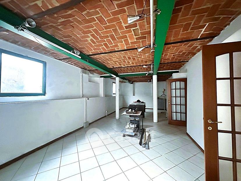 Villa in Via Torino 115 — foto 29 di 33