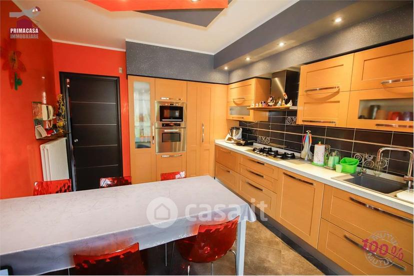 Villa in Via Bergamo 35 — foto 13 di 27