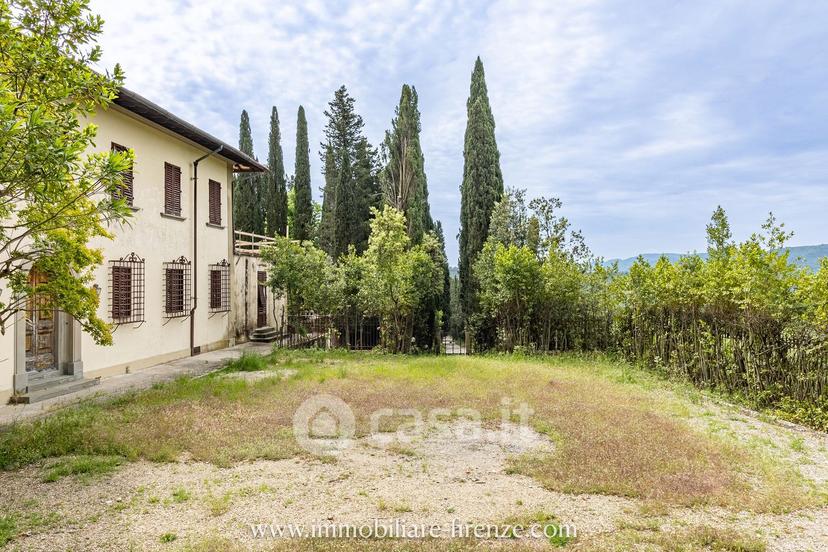 Villa in Via Ponti di Millo — foto 20 di 53
