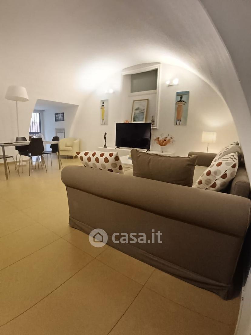 Trilocale in Via Vittoria Colonna — foto 2 di 39
