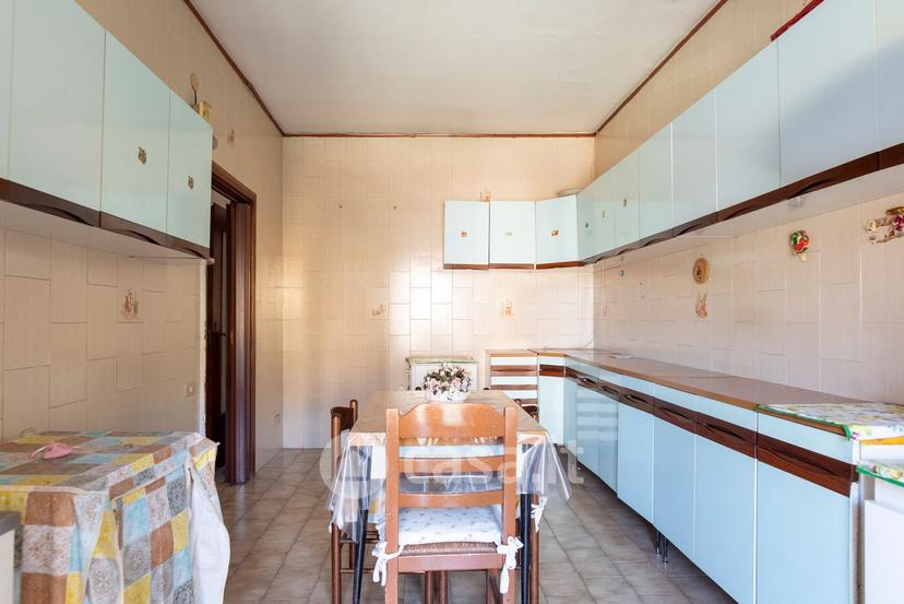 Quadrilocale in Viale Raffaele Tartaglia 2 — foto 34 di 35