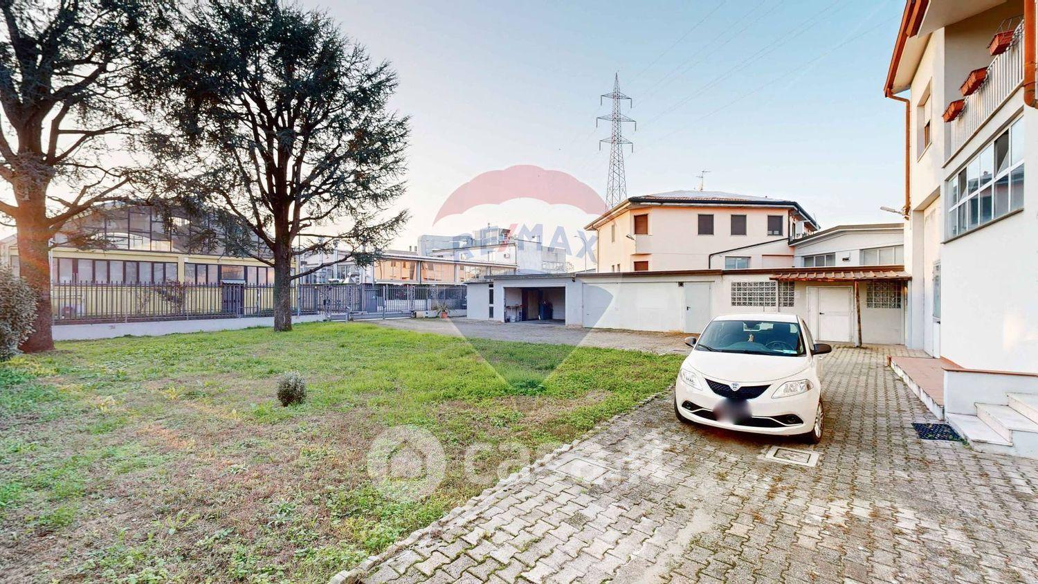 Villa in Via Muoni 15