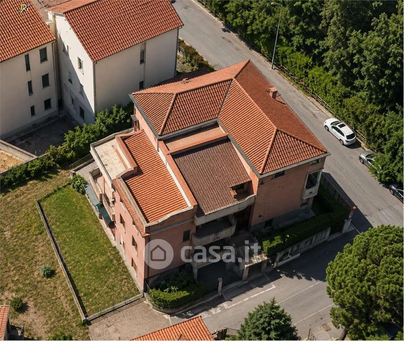 Quadrilocale in Via Acqua Santa 49 — foto 11 di 39