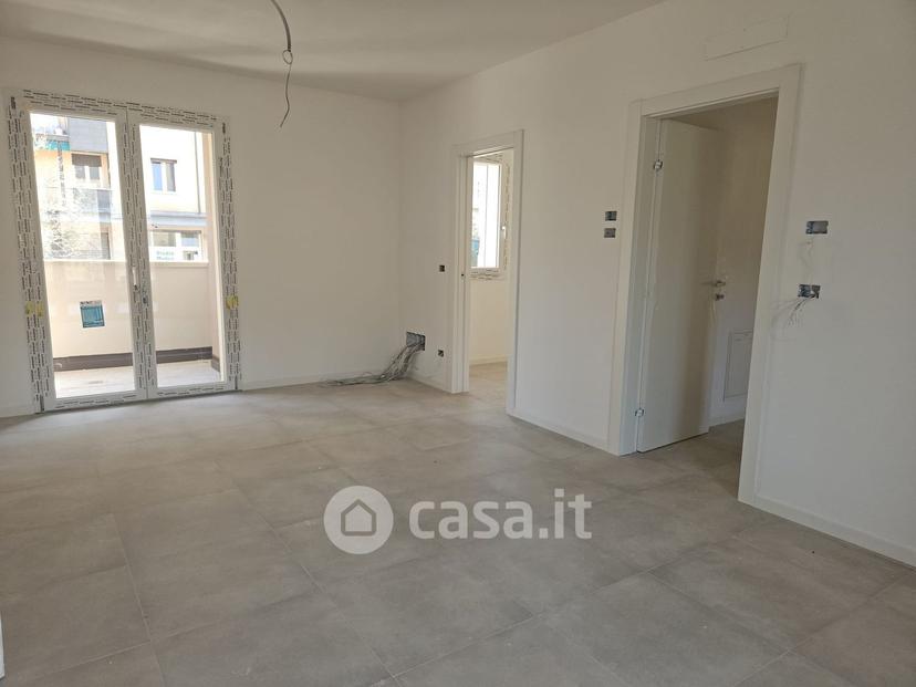 Quadrilocale in Via Irma Bandiera — foto 8 di 18