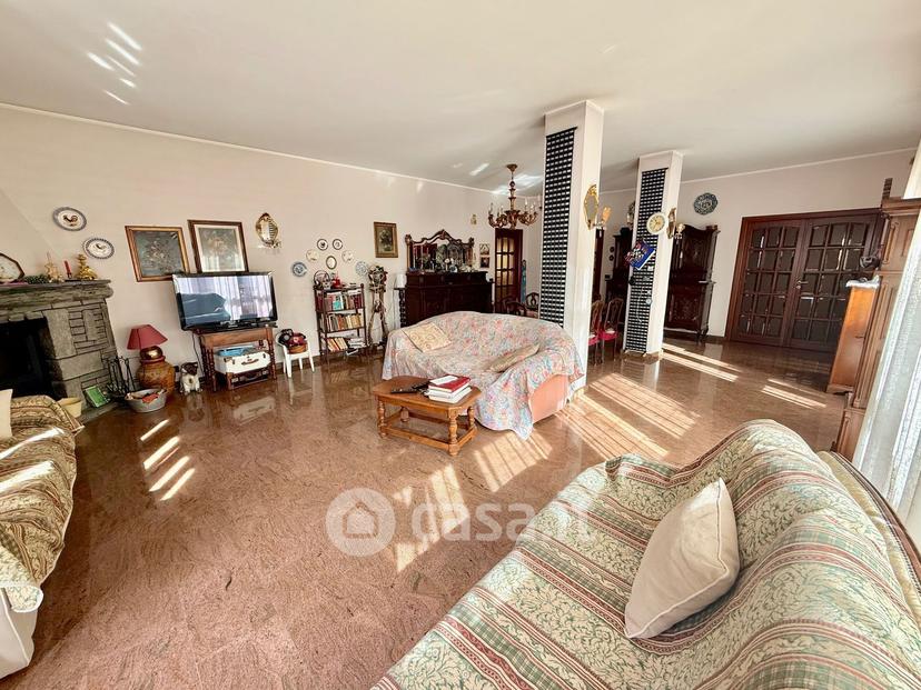 Villa in Via Giuseppe Parini 5 — foto 73 di 86