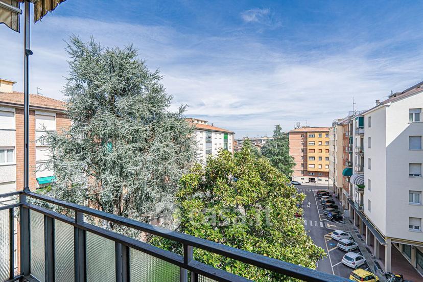 Trilocale in Via Domenico Zampieri 19