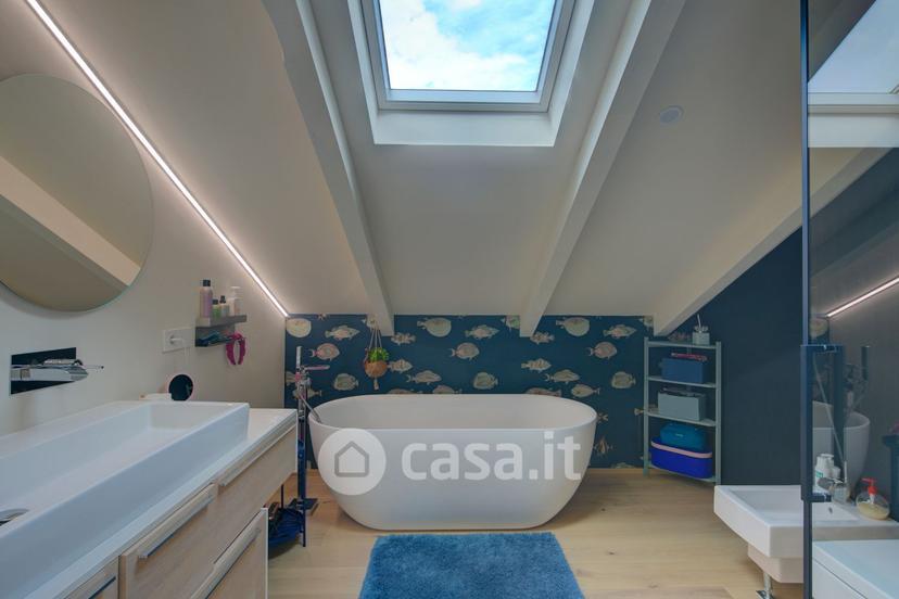 Villa in Via Massimo d'Azeglio 9 — foto 35 di 41