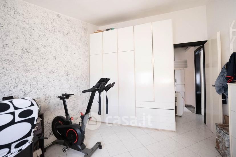 Trilocale in Via Vecchio Ponte 3 — foto 17 di 20