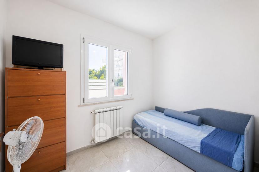 Trilocale in Via Ortigara 10 — foto 15 di 27