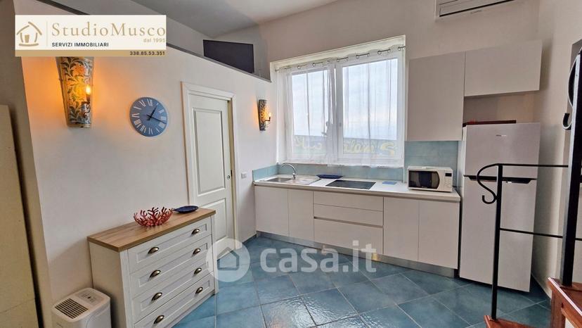 Loft in Via Marina Grande — foto 17 di 21