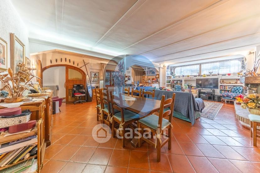 Villa in Via Poggio Fiorito — foto 34 di 72