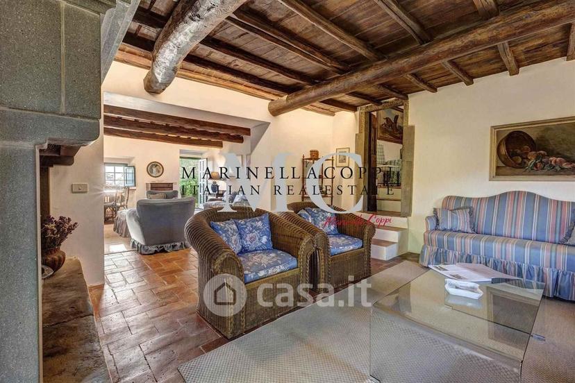 Villa in Piazza Giacomo Matteotti — foto 35 di 48