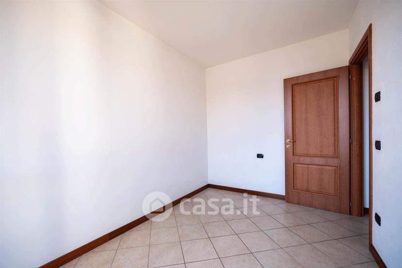 Trilocale in Via del Paradiso — foto 13 di 23