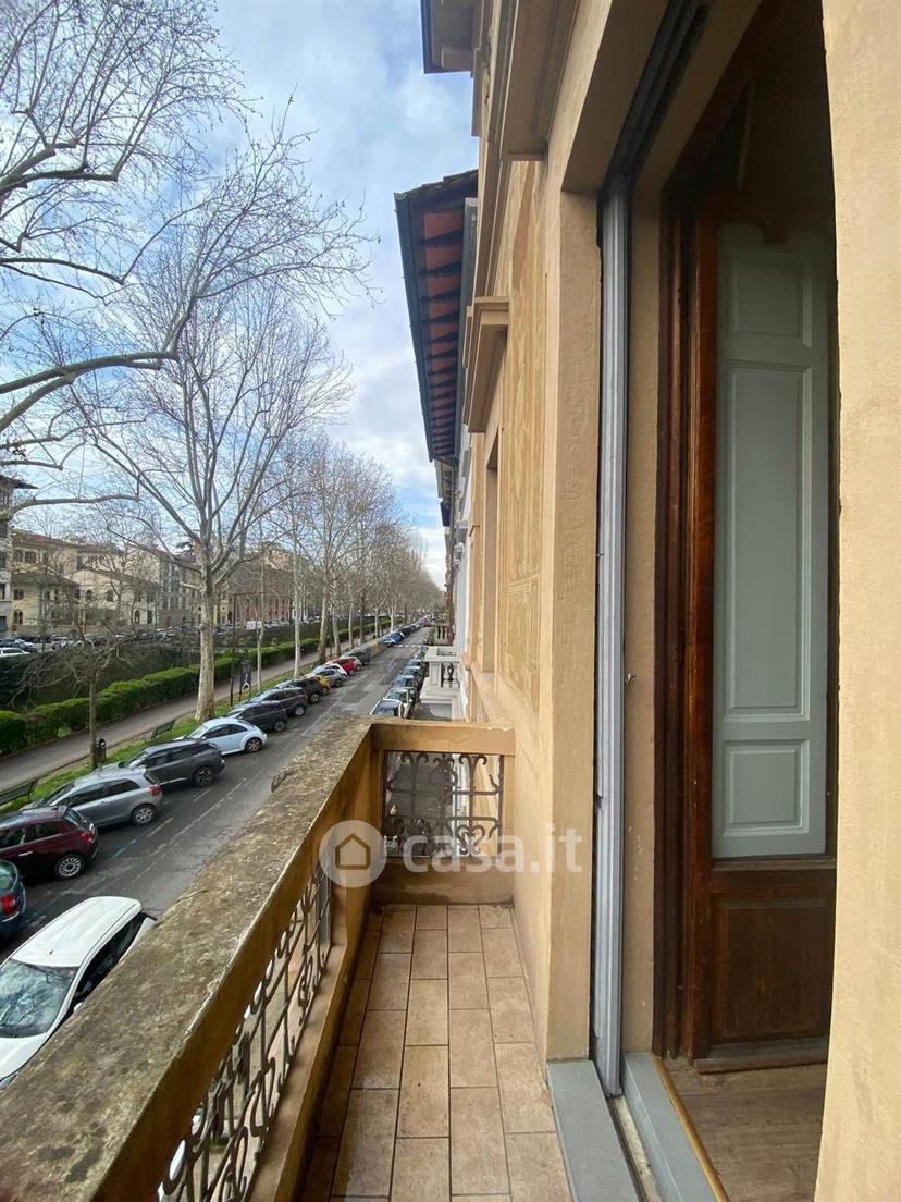 Appartamento in Via XX Settembre — foto 3 di 20