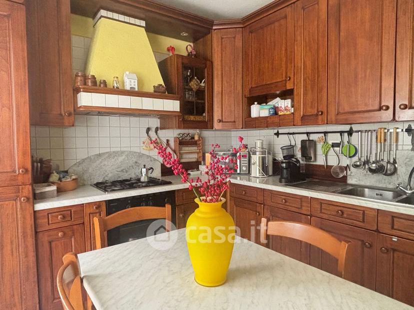 Quadrilocale in Via Costa 71 — foto 22 di 25