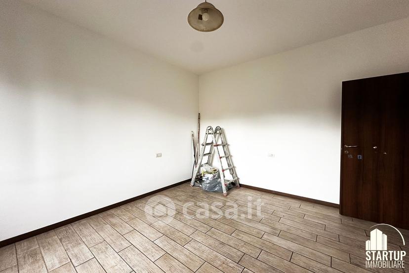 Trilocale in Via Carroccio 5 — foto 2 di 31