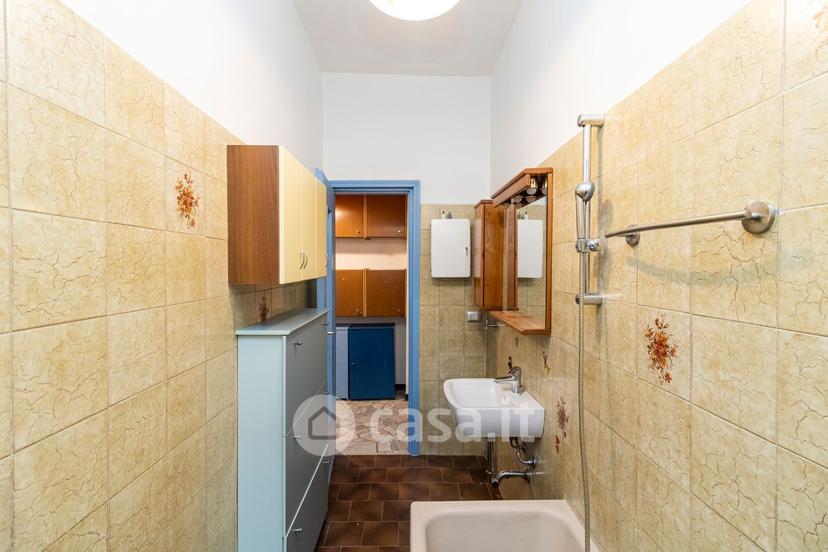 Bilocale in Via Sardegna 8 — foto 16 di 35
