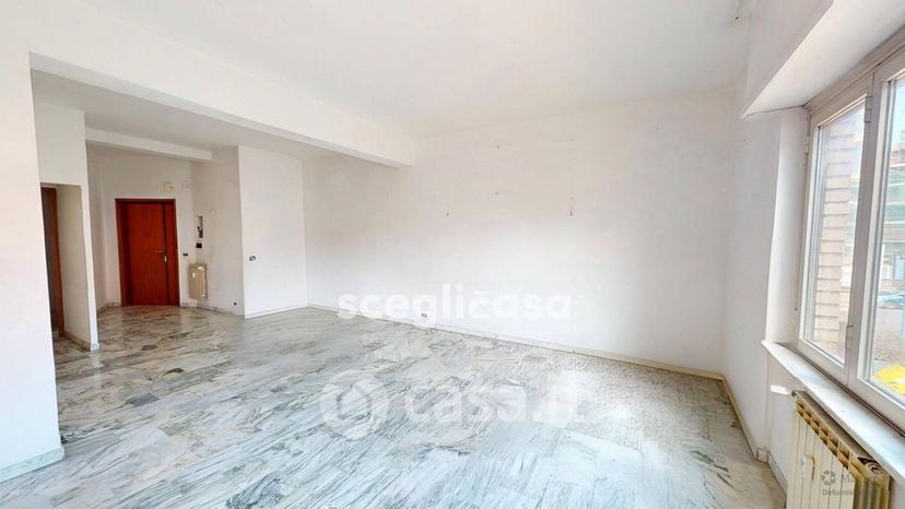 Quadrilocale in Via della Casetta Mattei 167 — foto 18 di 37