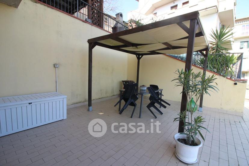 Trilocale in Via Beniamino Gigli — foto 32 di 34