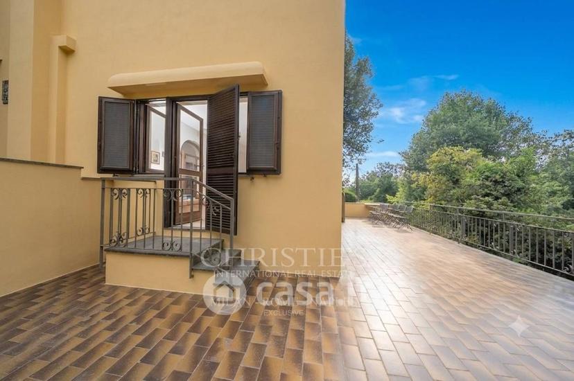 Villa in Corso Italia — foto 14 di 18