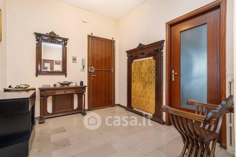 Quadrilocale in Via Stupinigi 4 — foto 35 di 44