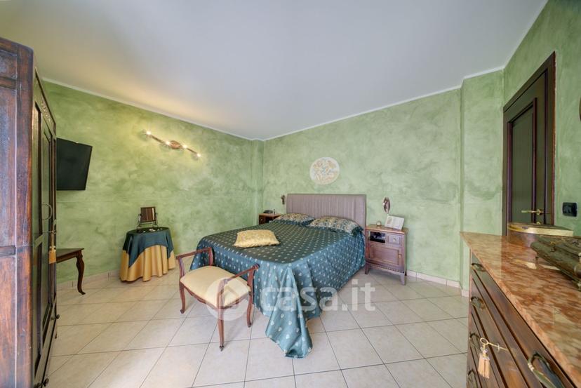 Villa in Via Monasterolo 20 — foto 18 di 53