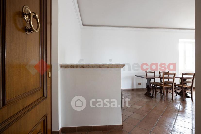 Trilocale in Via Livorno — foto 11 di 51