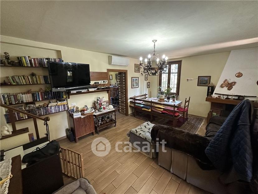 Villa in Via Romola — foto 30 di 50